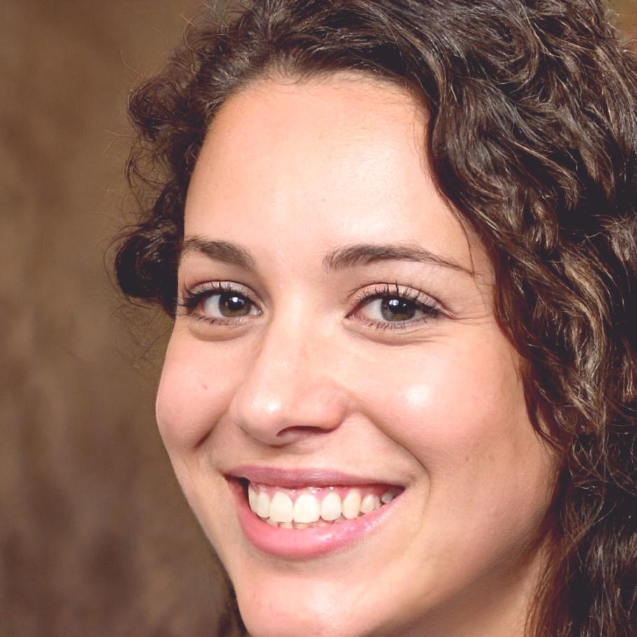 Mezun Elif Kaya